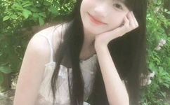 清纯漂亮小美女准备啪啪